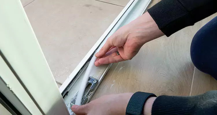 Garage Door Off Track Repair in Santa Clara, CA