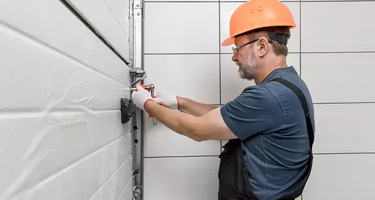 Emergency Garage Door Repair in Santa Clara, CA