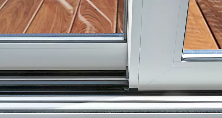 Patio Doors Leaking Water Issue Repair Services in Santa Clara, CA