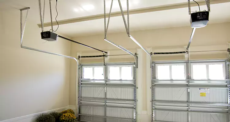 Residential Emergency Garage Door Repair in Santa Clara, CA