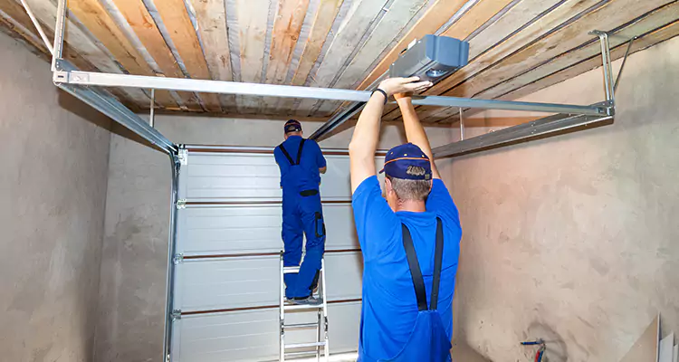 Garage Door Opener Technician in Santa Clara, CA