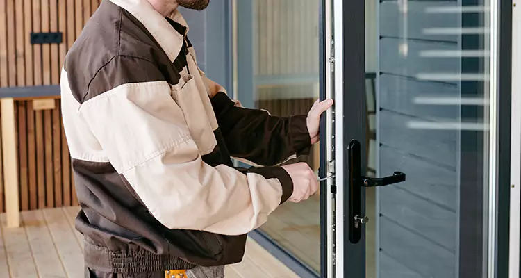 Fix Patio Screen Door Rollers in Santa Clara, CA