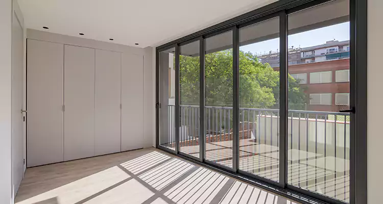 Fix Sliding Screen Door Track in Santa Clara, CA